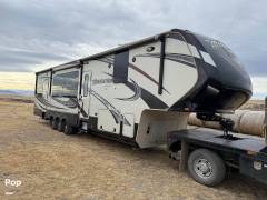 2015 Grand Design Momentum 380TH, $ 58,500