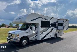 2022 Thor Motor Coach Freedom Elite 26HE, $ 72,300