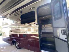 2018 Dynamax Isata 3 24FWM, $ 75,000