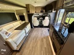 2018 Dynamax Isata 3 24FWM, $ 75,000
