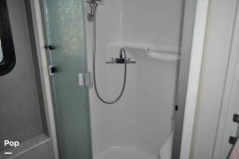 2022 Holiday Rambler Navigator 38N, $ 229,000