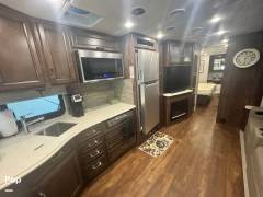2023 Newmar Bay Star 3609, $ 190,000