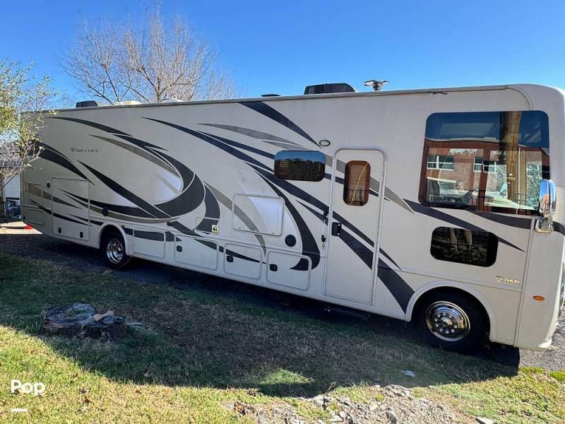 2017 Thor Motor Coach Windsport 34F, $ 50,000
