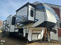 2021 Keystone Fuzion 429, $ 63,000