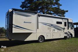 2017 Winnebago Sunstar 32YE, $ 45,000
