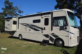 2017 Winnebago Sunstar 32YE, $ 45,000