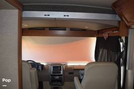 2017 Winnebago Sunstar 32YE, $ 45,000