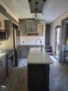 2024 Keystone Avalanche 390DS, $ 75,000