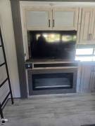 2024 Keystone Avalanche 390DS, $ 75,000