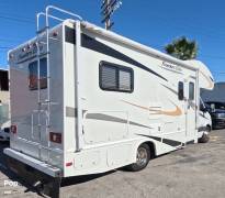 2010 Thor Motor Coach Freedom Elite 23S, $ 49,950