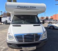 2010 Thor Motor Coach Freedom Elite 23S, $ 49,950