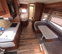 2010 Thor Motor Coach Freedom Elite 23S, $ 49,950