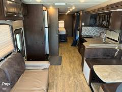 2017 Thor Motor Coach Hurricane 34J, $ 49,900