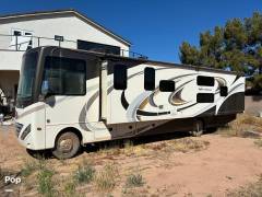 2017 Thor Motor Coach Hurricane 34J, $ 49,900