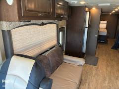 2017 Thor Motor Coach Hurricane 34J, $ 49,900