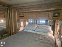 2005 Newmar Dutch Star 4023, $ 56,000
