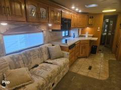 2005 Newmar Dutch Star 4023, $ 56,000