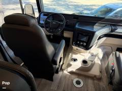 2023 Entegra Vision 27A, $ 124,000