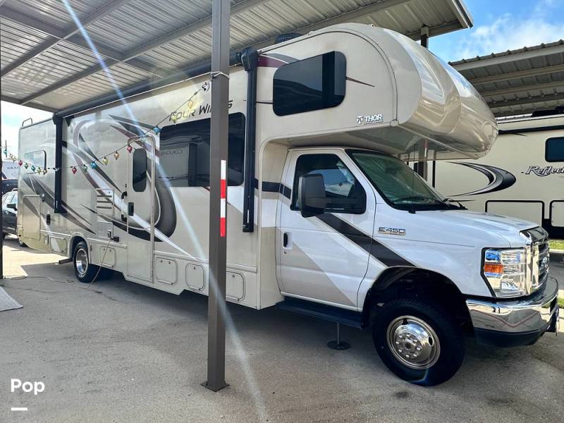 2020 Thor Motor Coach Four Winds 31E, $ 58,000