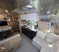 2022 Airstream Pottery Barn 28RBQ, $ 117,000