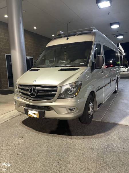 2016 Roadtrek E-Trek, $ 77,000