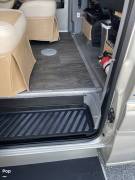 2016 Roadtrek E-Trek, $ 77,000