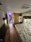 2023 Cherokee Arctic Wolf 3550SUITE, $ 46,900