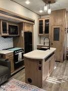 2023 Cherokee Arctic Wolf 3550SUITE, $ 46,900
