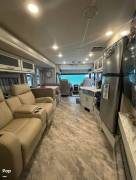 2022 Holiday Rambler Invicta 34MB, $ 99,995
