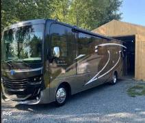 2022 Holiday Rambler Invicta 34MB, $ 99,995