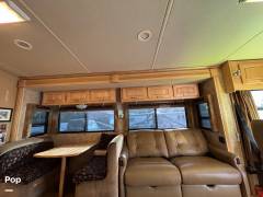 2009 Winnebago Tour 40KD, $ 73,000