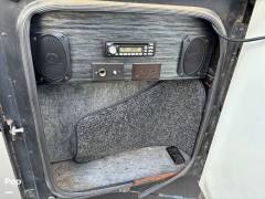 2009 Winnebago Tour 40KD, $ 73,000