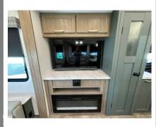 2024 Dutchmen Eddie Bauer 310RL, $ 44,995
