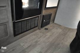 2021 Forest River Shockwave T24RQGMX, $ 43,450