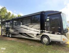 2013 Itasca Ellipse 42GD, $ 173,000