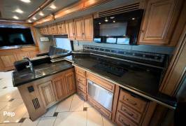 2013 Itasca Ellipse 42GD, $ 173,000