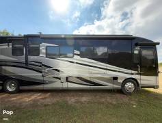 2013 Itasca Ellipse 42GD, $ 173,000