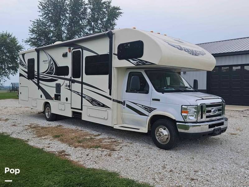 2017 Jayco Greyhawk 31DS, $ 44,950