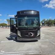 2021 Thor Motor Coach Venetian B42, $ 294,900