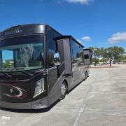 2021 Thor Motor Coach Venetian B42, $ 294,900