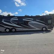 2021 Thor Motor Coach Venetian B42, $ 294,900