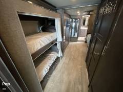 2021 Thor Motor Coach Venetian B42, $ 294,900