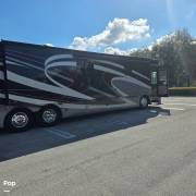 2021 Thor Motor Coach Venetian B42, $ 294,900