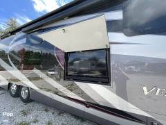 2021 Thor Motor Coach Venetian B42, $ 294,900