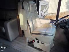 2022 Thor Motor Coach Aria 4000, $ 227,000