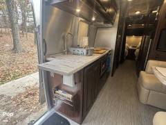 2020 Airstream Classic 30RB Twin, $ 88,999