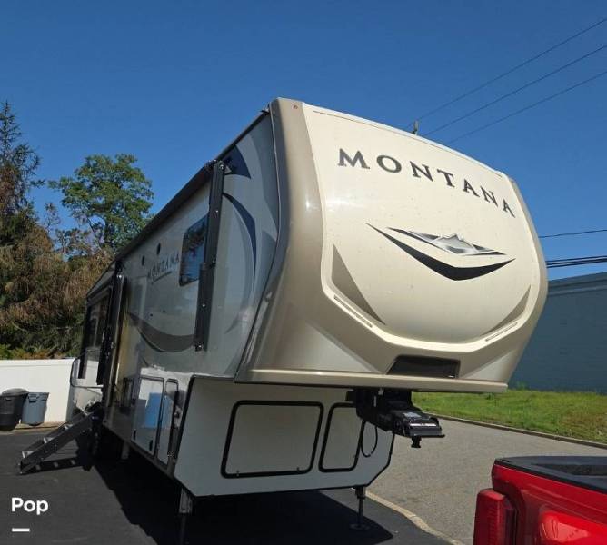 2019 Keystone Montana 3721RL, $ 54,500