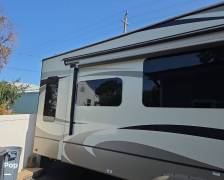 2019 Keystone Montana 3721RL, $ 54,500