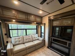 2019 Keystone Montana 3721RL, $ 54,500