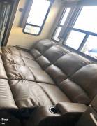 2016 Keystone Fuzion Chrome 420, $ 49,499